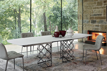 Majesty Dining Table