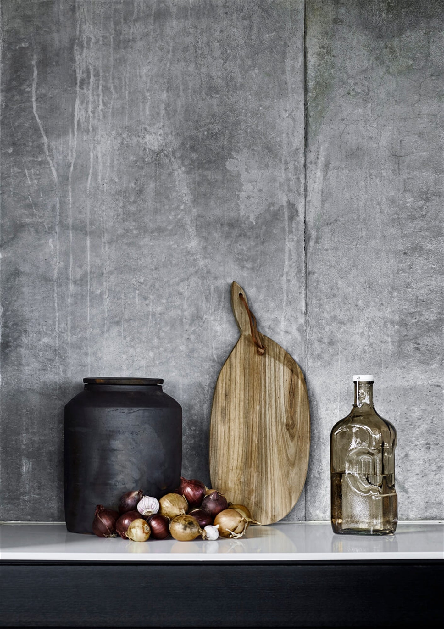 The Organic Cutting Board by MUUBS | Luxury Cutting Boards | Willow & Albert Home