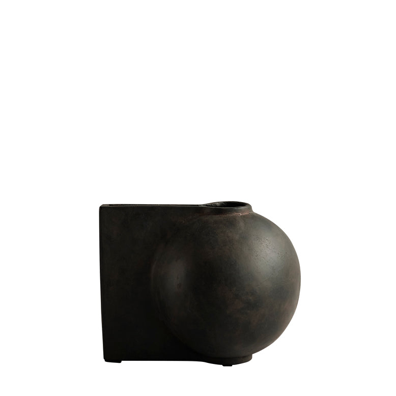 Offset Vase by 101 Copenhagen | Luxury Vase | Willow & Albert Home