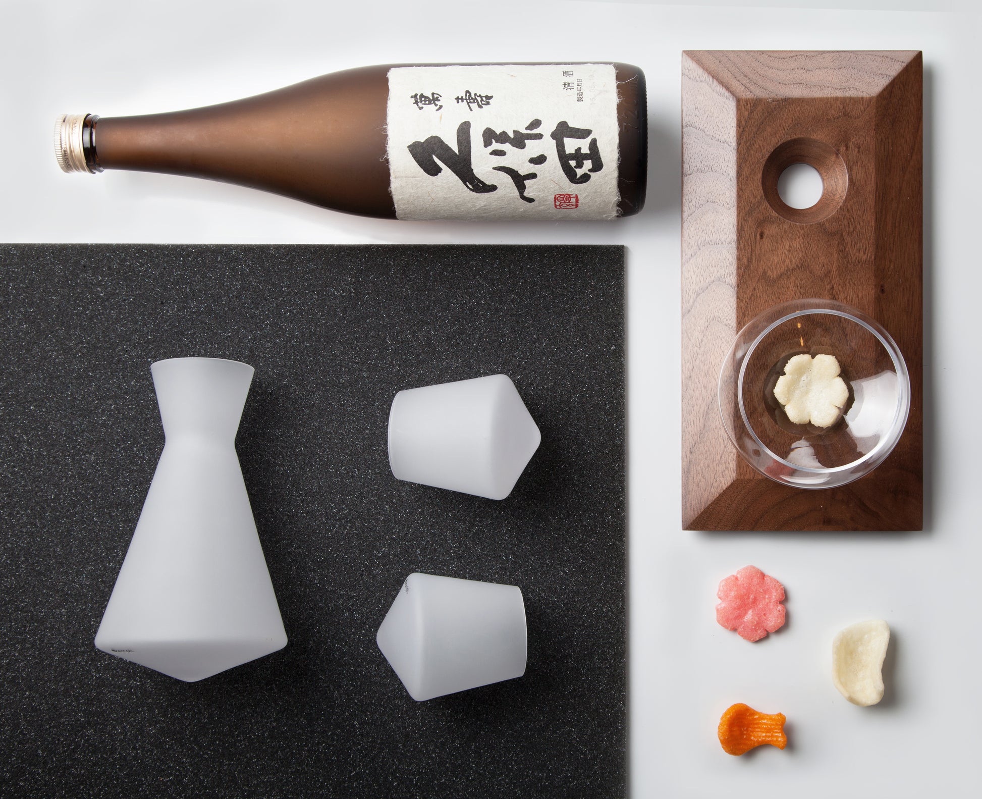 Vaso Sake Decanter and Cupa Shot Glass Set by Sempli | Luxury Glassware | Willow & Albert Home